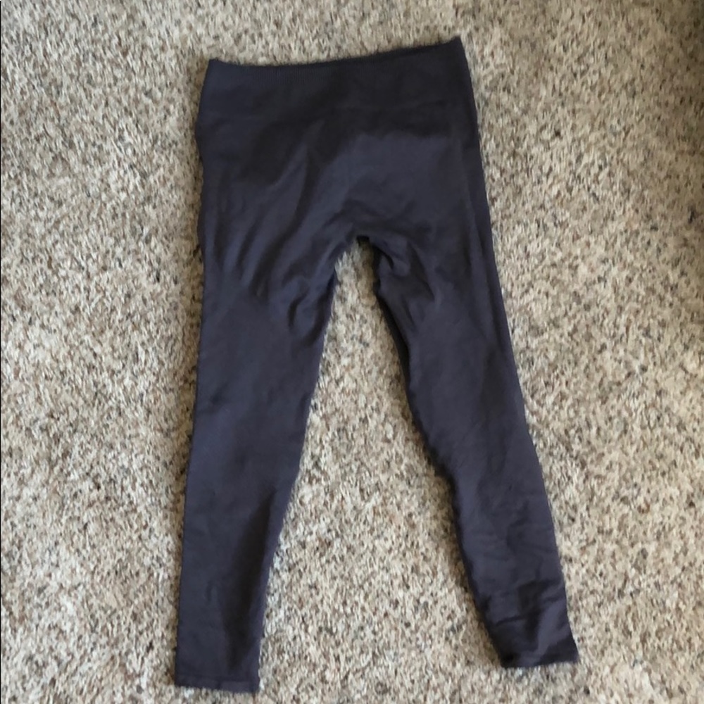 Never worn Fabletics leggings
